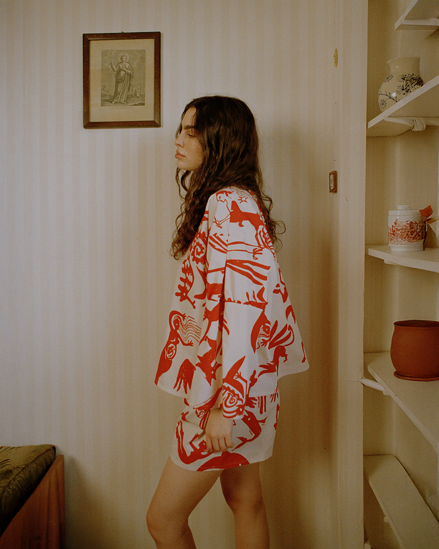 Bodymaps spodenki bluzka bestie